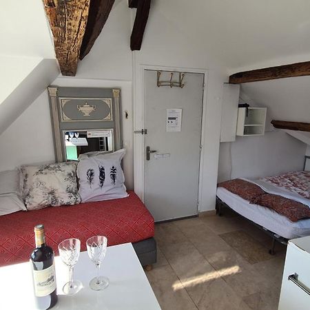 Appartement Coeur De Paris Avec Vue Sur Les Toits Eksteriør bilde