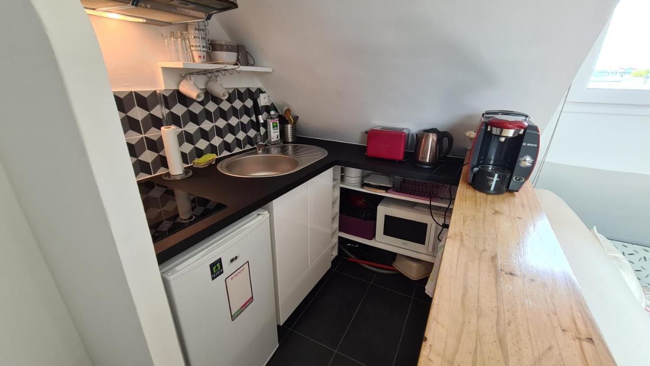 Appartement Coeur De Paris Avec Vue Sur Les Toits Eksteriør bilde