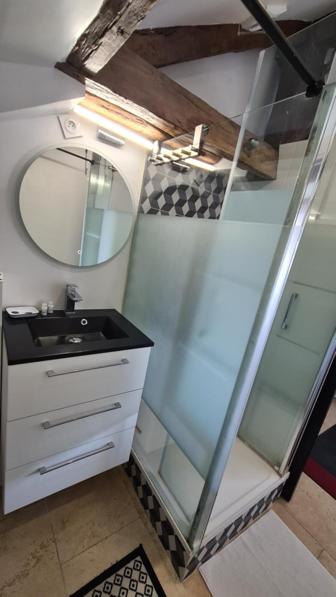 Appartement Coeur De Paris Avec Vue Sur Les Toits Eksteriør bilde